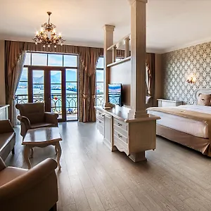 The Admiral 4* Батуми