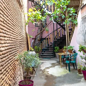 Gasthof 12, Tbilisi