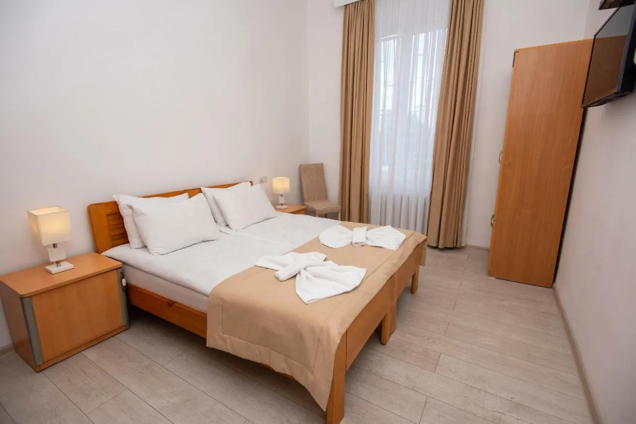 ***  Lowell Hotel Tbilisi Geórgia